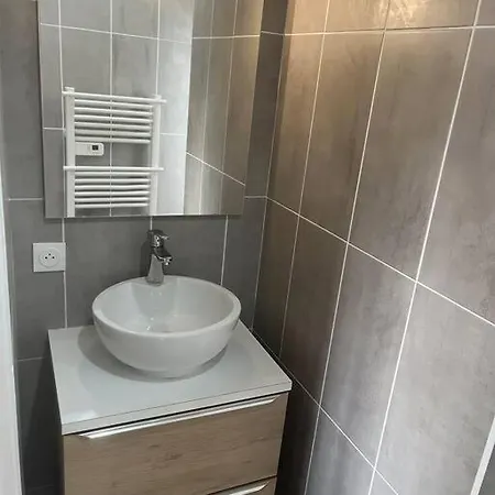 Appartement Verdi Cosy Au Calme Parking Gratuit *